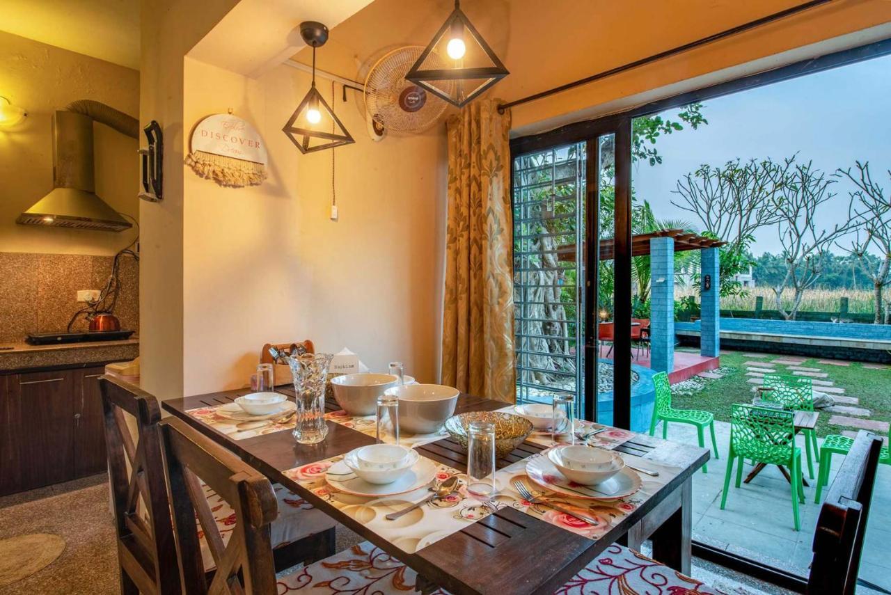 Taruchaya By Stayvista: Enchanting Retreat with Gazebo and Lush Lawn Raichak Exterior photo