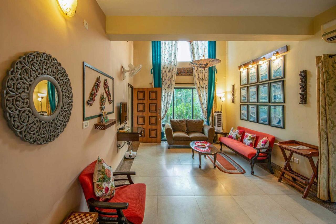 Taruchaya By Stayvista: Enchanting Retreat with Gazebo and Lush Lawn Raichak Exterior photo